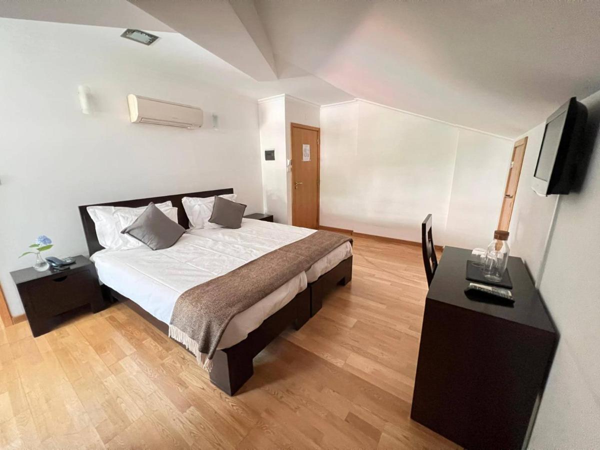 Vale Do Zezere Hotel Мантейгас Экстерьер фото