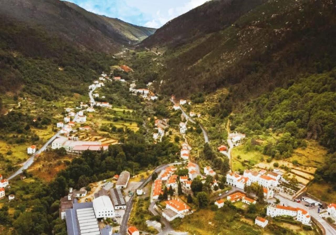 Vale Do Zezere Hotel Мантейгас Экстерьер фото