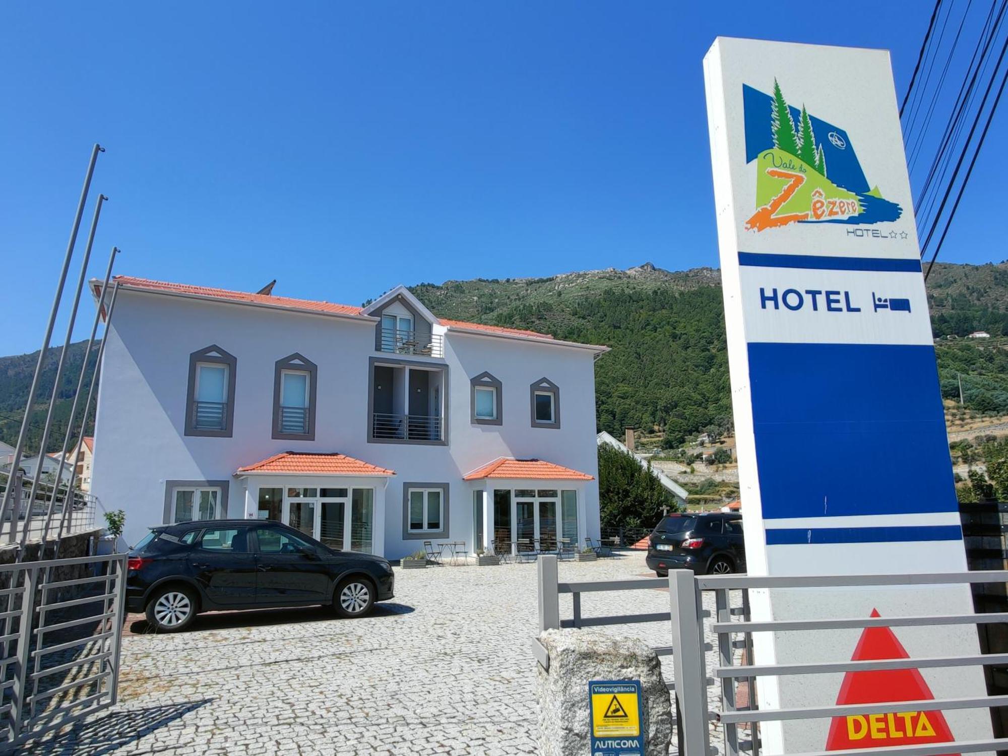 Vale Do Zezere Hotel Мантейгас Экстерьер фото